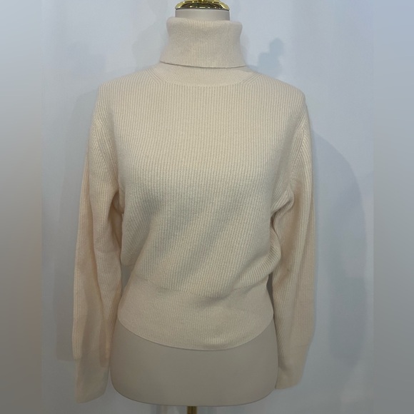 J.Crew Ribbed cashmere turtleneck sweater in heather muslin - Picture 5 of 8